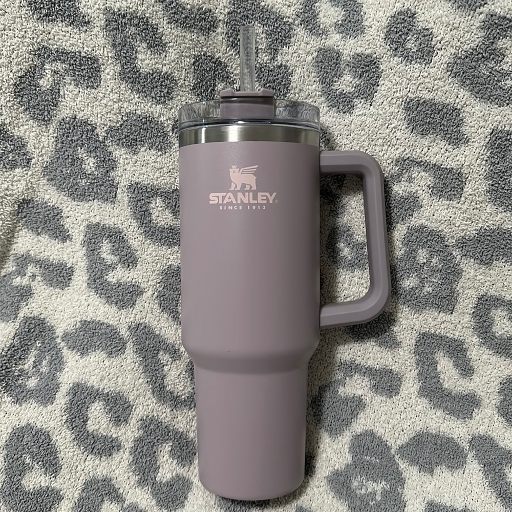 Stanley 40oz tumbler